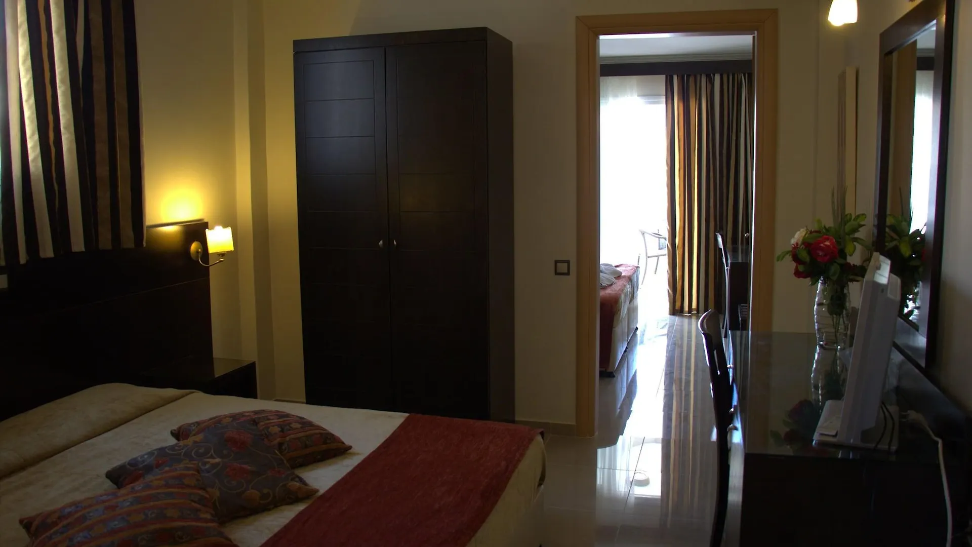 Hanioti Grandotel