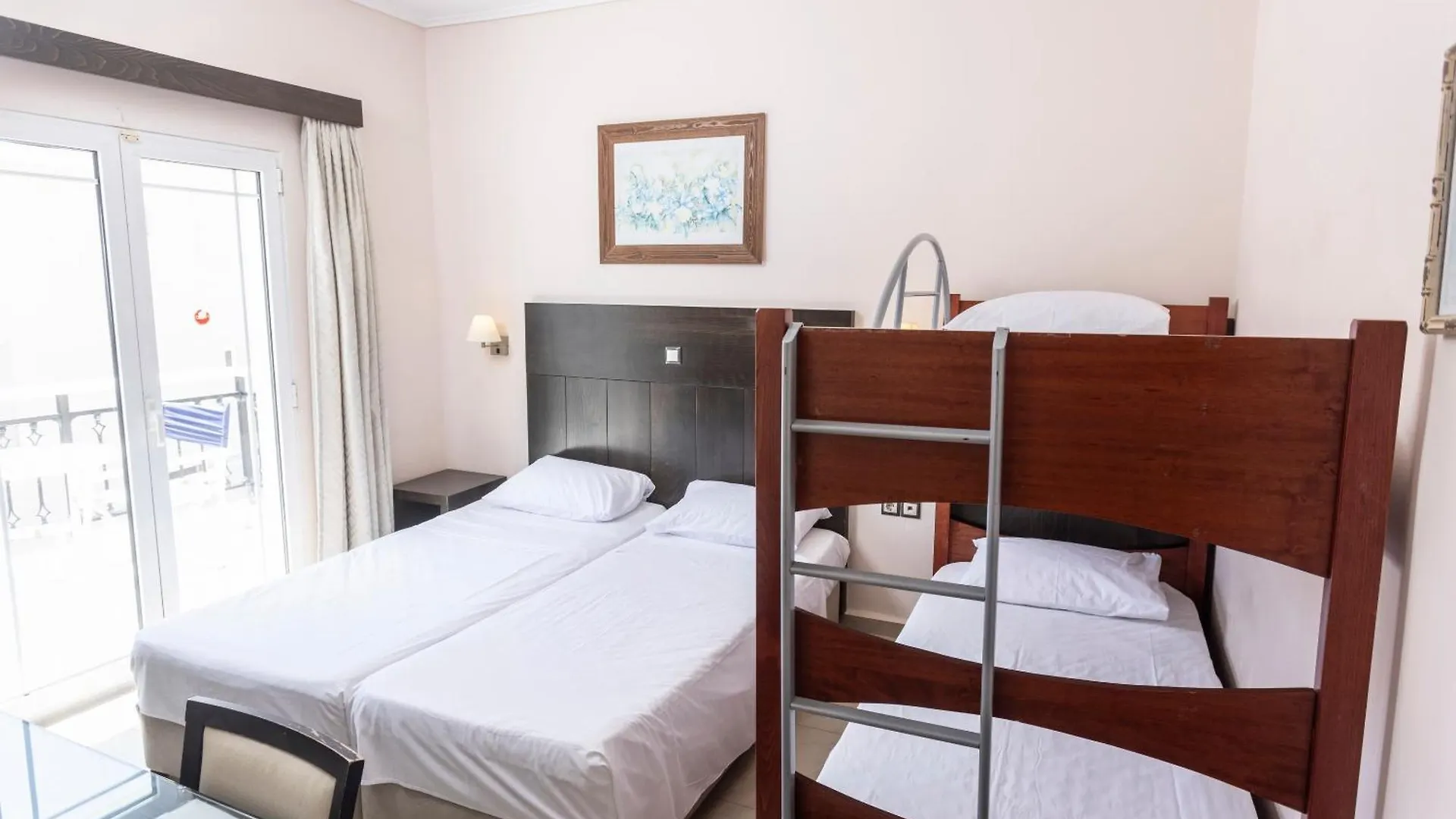 Hanioti Grandotel Отель